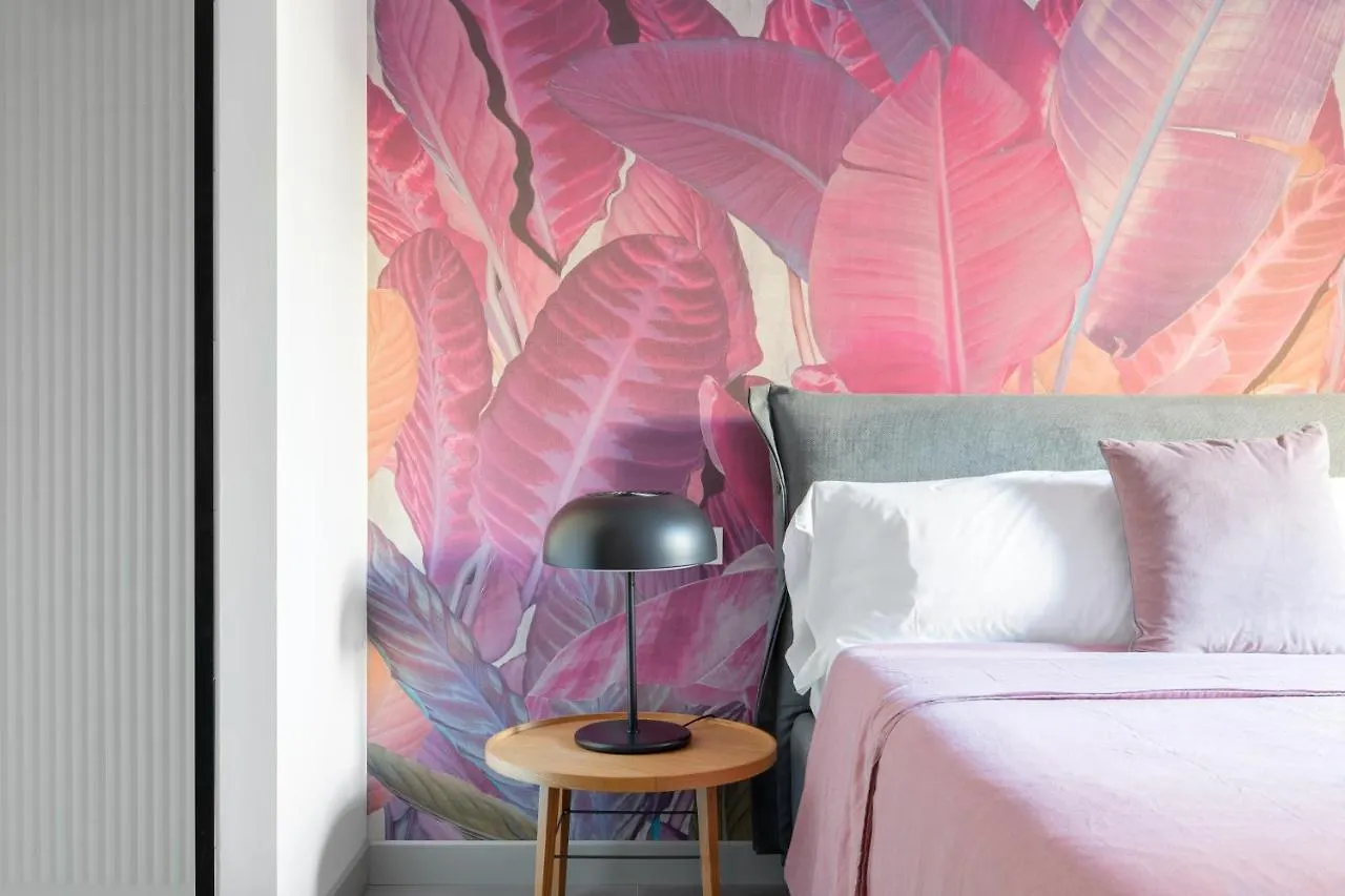 Twin Flowers Apartment In San Giovanni Roma 0*,
